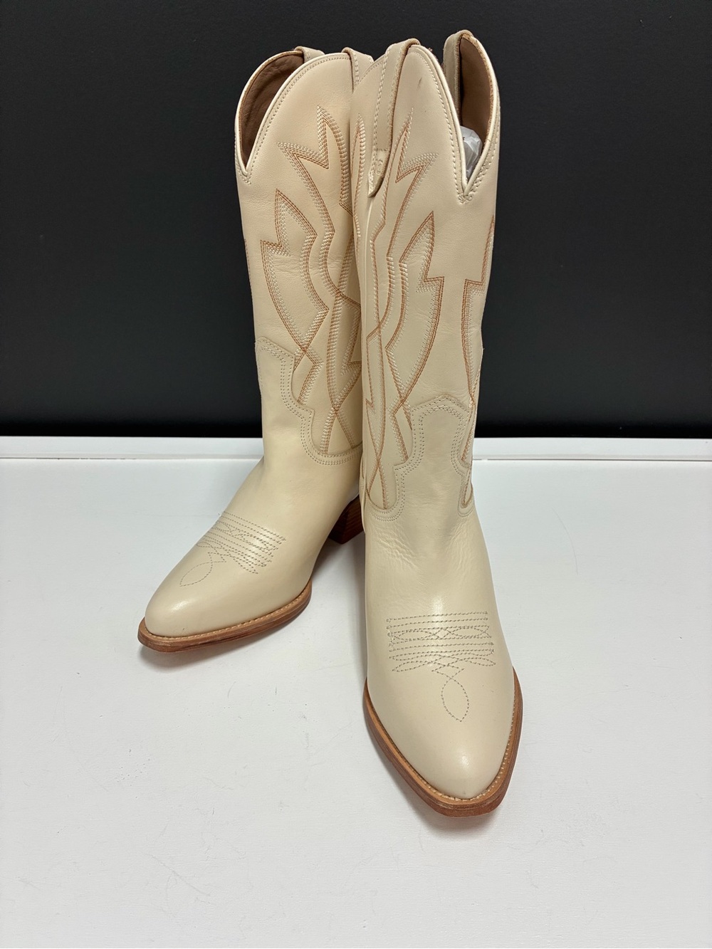 Sam Edelman NWT Cream Leather Tall Cowboy Boots